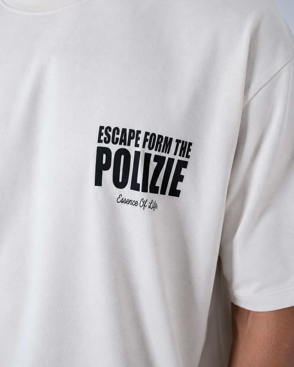 POLIZIE White Oversized T-Shirt | F2G